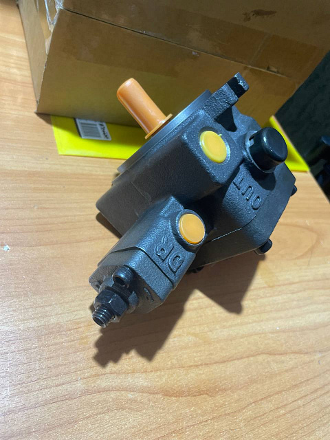 Насос пластинчатый VP1 15-55